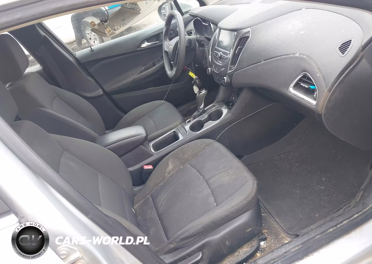 2018 Chevrolet Cruze Lt Auto VIN:1G1BE5SM3J7149852 - 5