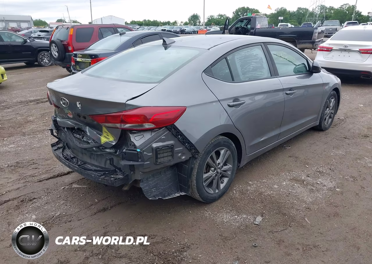 2018 Hyundai Elantra Sel VIN:5NPD84LF8JH250320 - 4