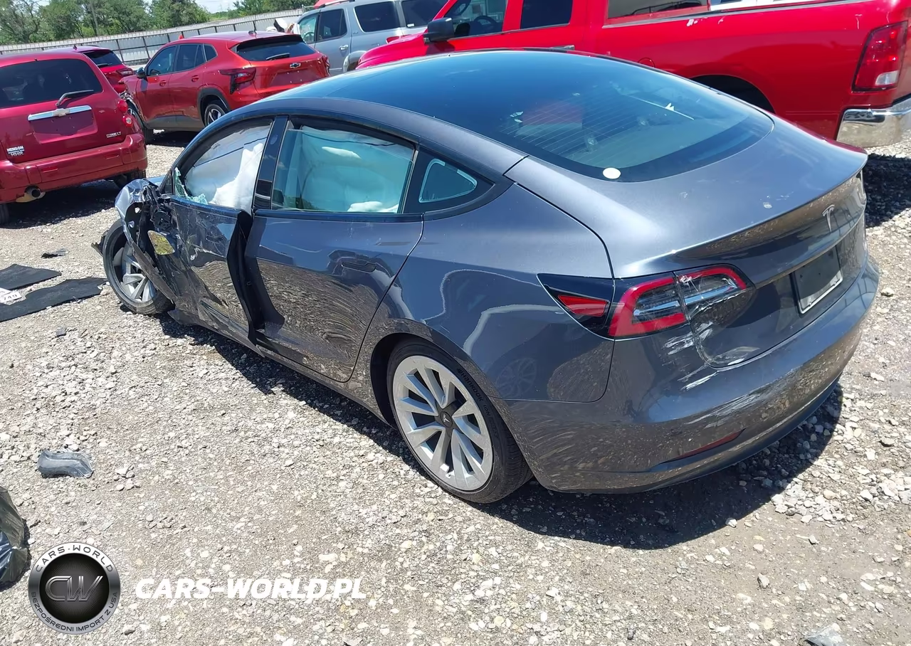 2023 Tesla Model 3 Rear-Wheel Drive VIN:5YJ3E1EA7PF483939 - 3