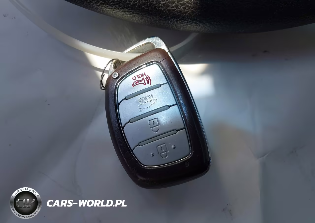 2016 Hyundai Sonata Hybrid Se VIN:KMHE24L13GA031447 - 11