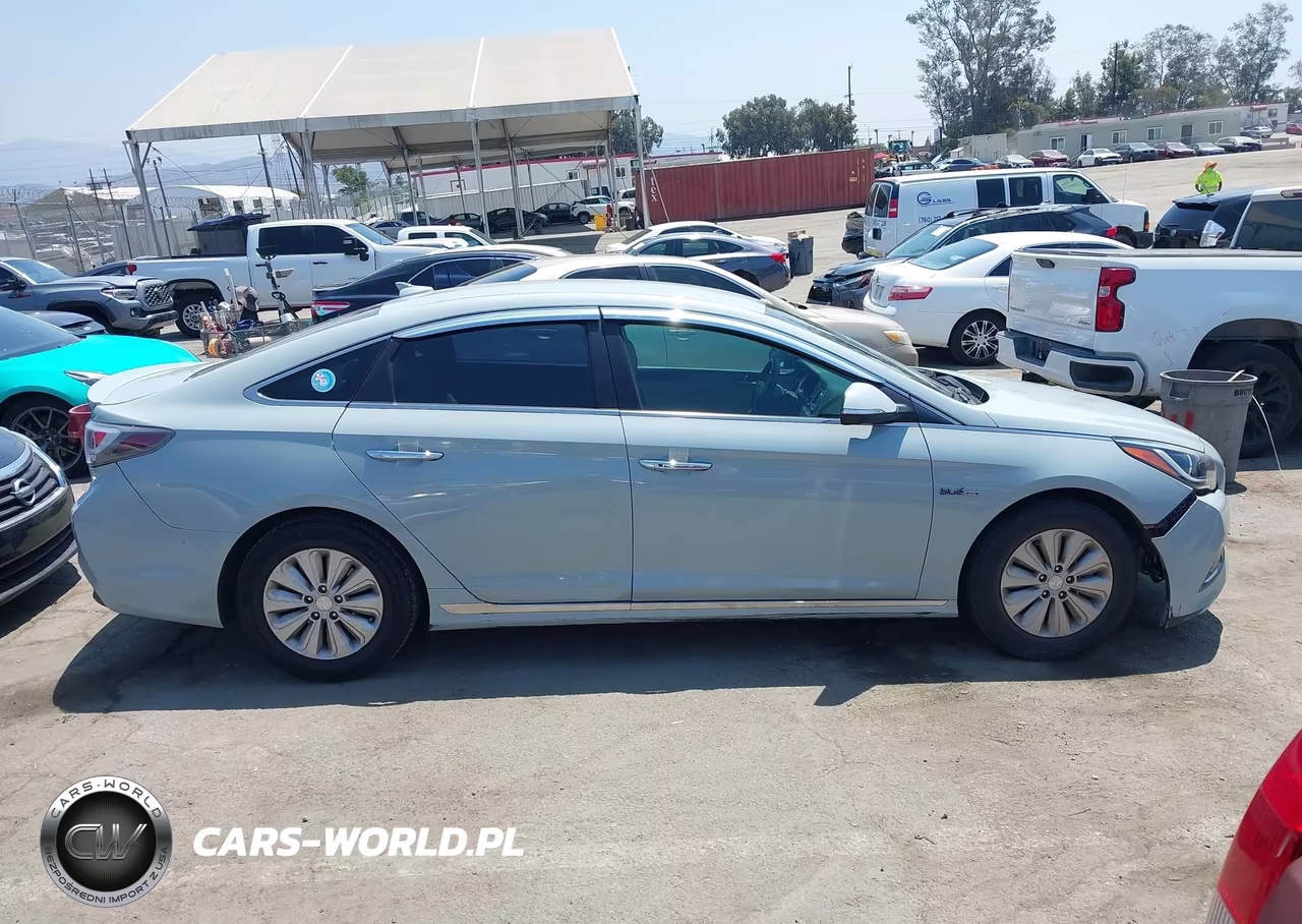 2016 Hyundai Sonata Hybrid Se VIN:KMHE24L13GA031447 - 13