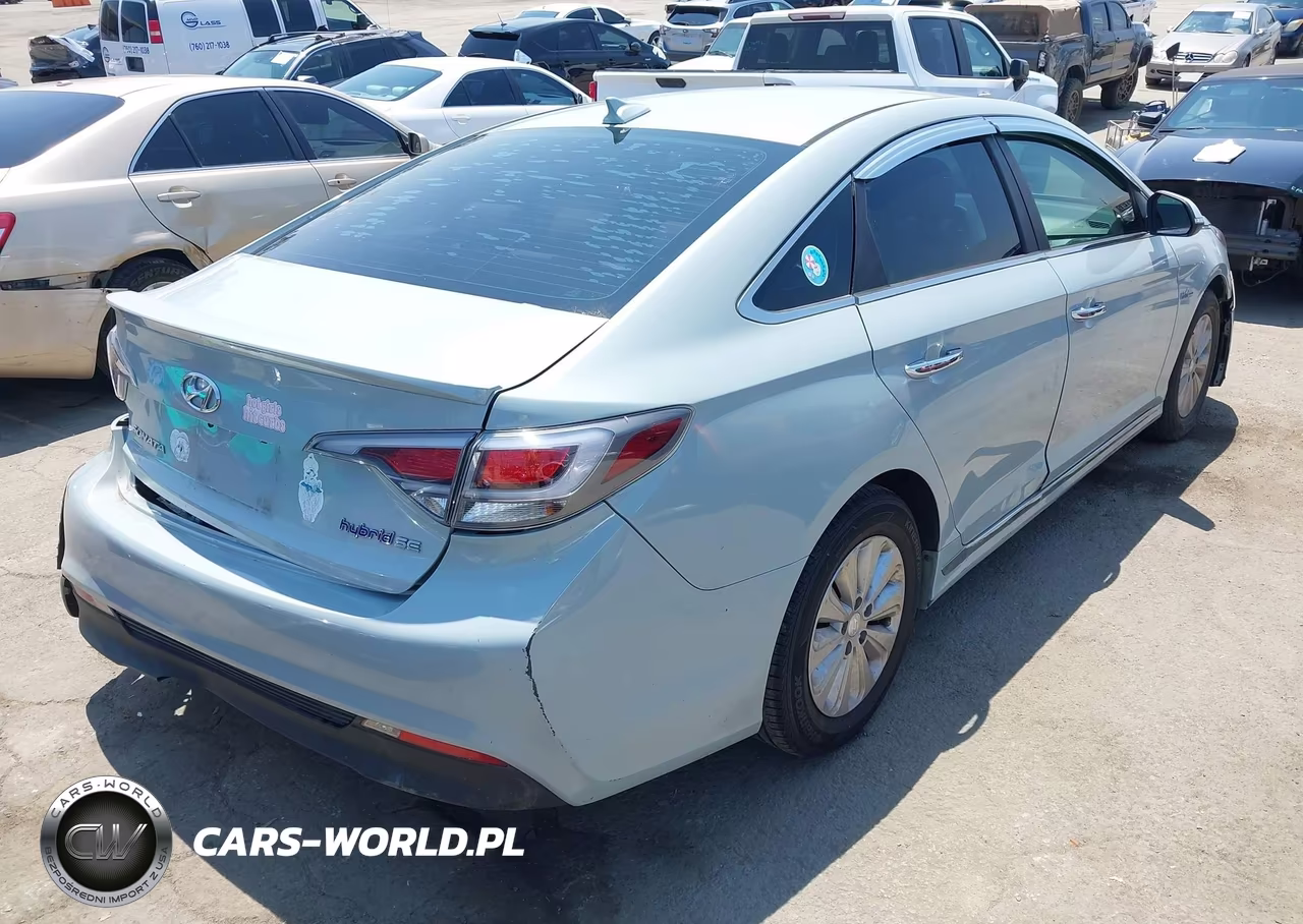 2016 Hyundai Sonata Hybrid Se VIN:KMHE24L13GA031447 - 4