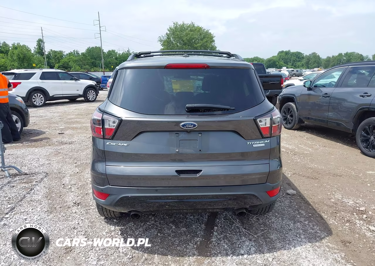 2017 Ford Escape Titanium VIN:1FMCU0J98HUC30948 - 16