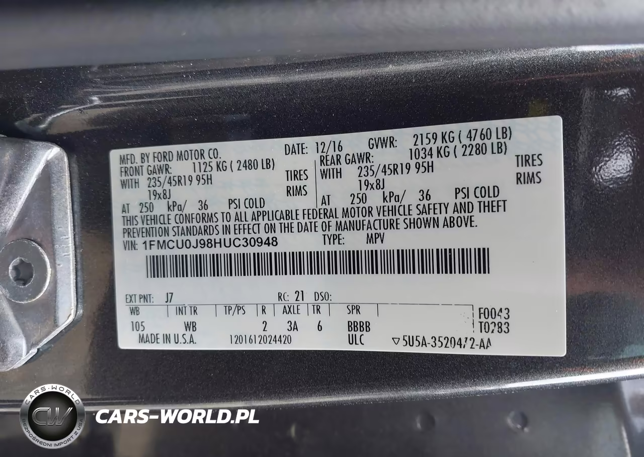 2017 Ford Escape Titanium VIN:1FMCU0J98HUC30948 - 9