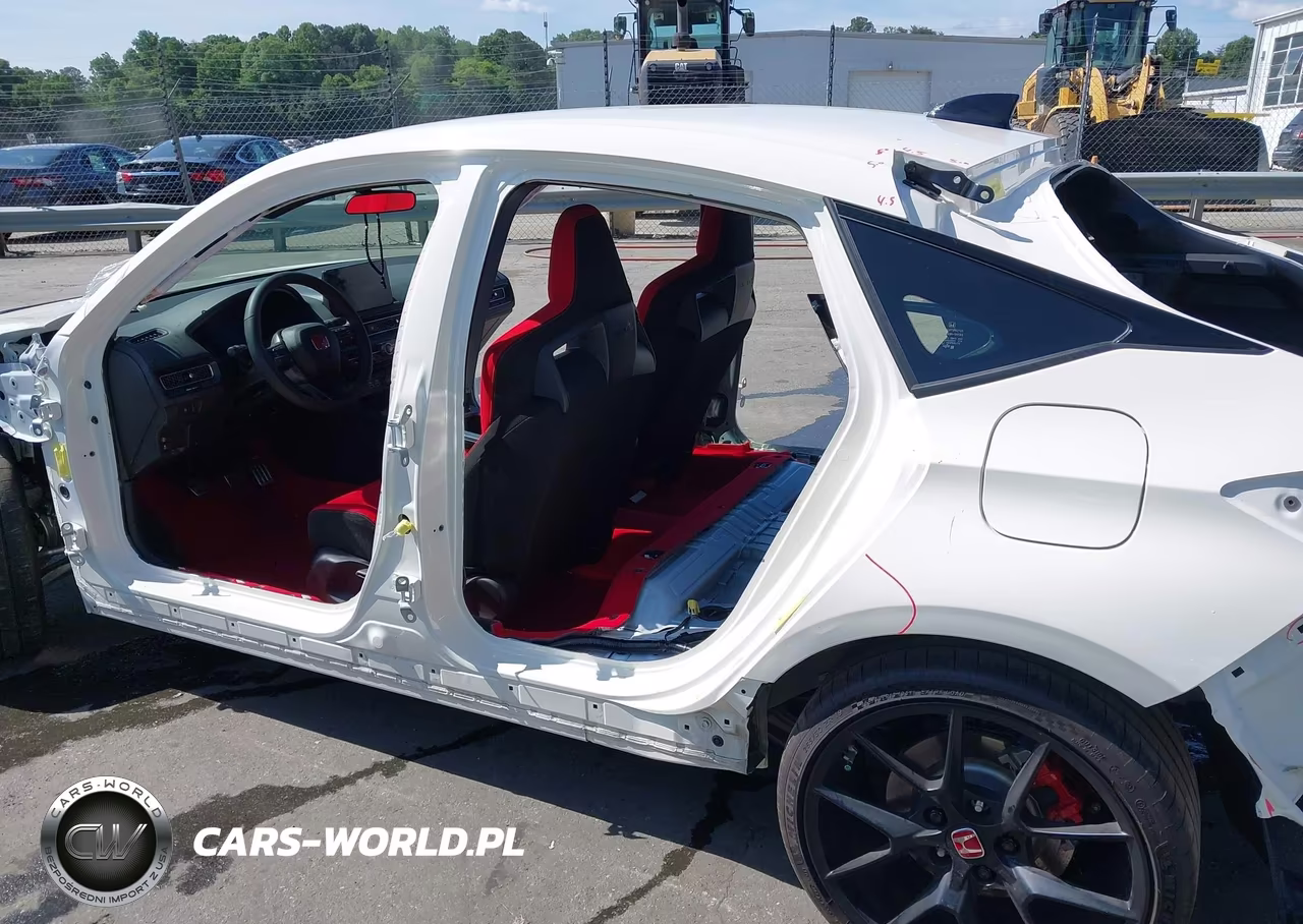 2025 Honda Civic Type R VIN:JHMFL5G47SX008726 - 15