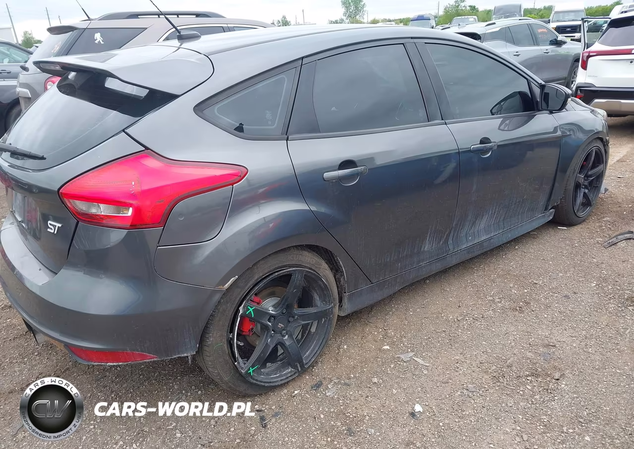 2015 Ford Focus St VIN:1FADP3L96FL387255 - 4