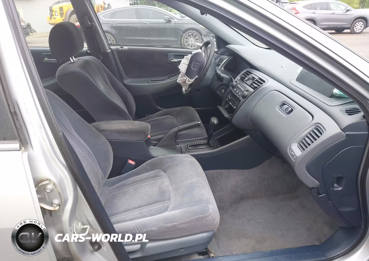 2000 Honda Accord 2.3 Lx VIN:1HGCG6651YA147367 - 5