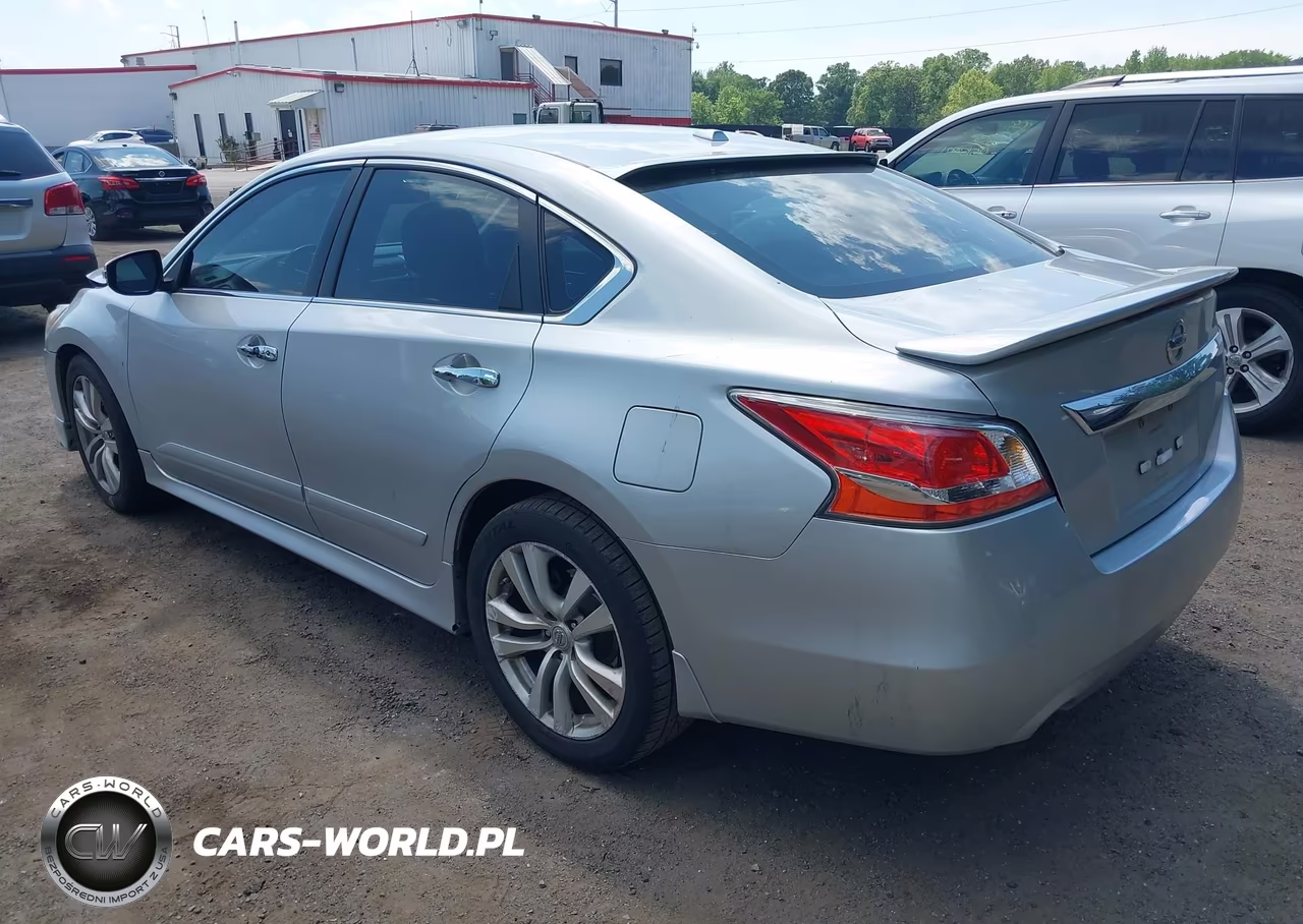 2015 Nissan Altima 2.5 Sv VIN:1N4AL3AP2FC586898 - 3