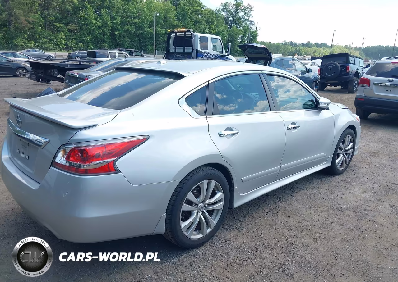 2015 Nissan Altima 2.5 Sv VIN:1N4AL3AP2FC586898 - 4