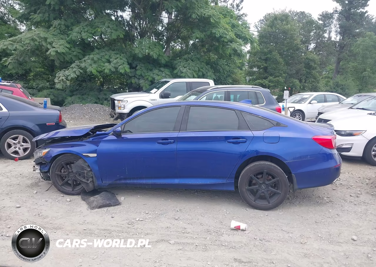 2018 Honda Accord Sport VIN:1HGCV1F37JA071313 - 13