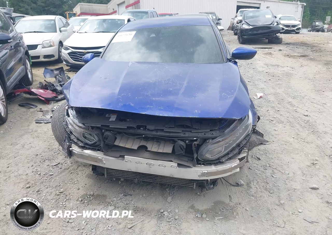2018 Honda Accord Sport VIN:1HGCV1F37JA071313 - 6