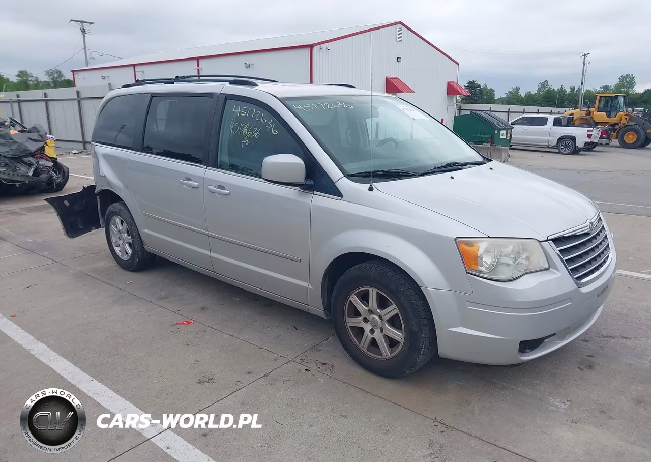 2010 Chrysler Town & Country Touring