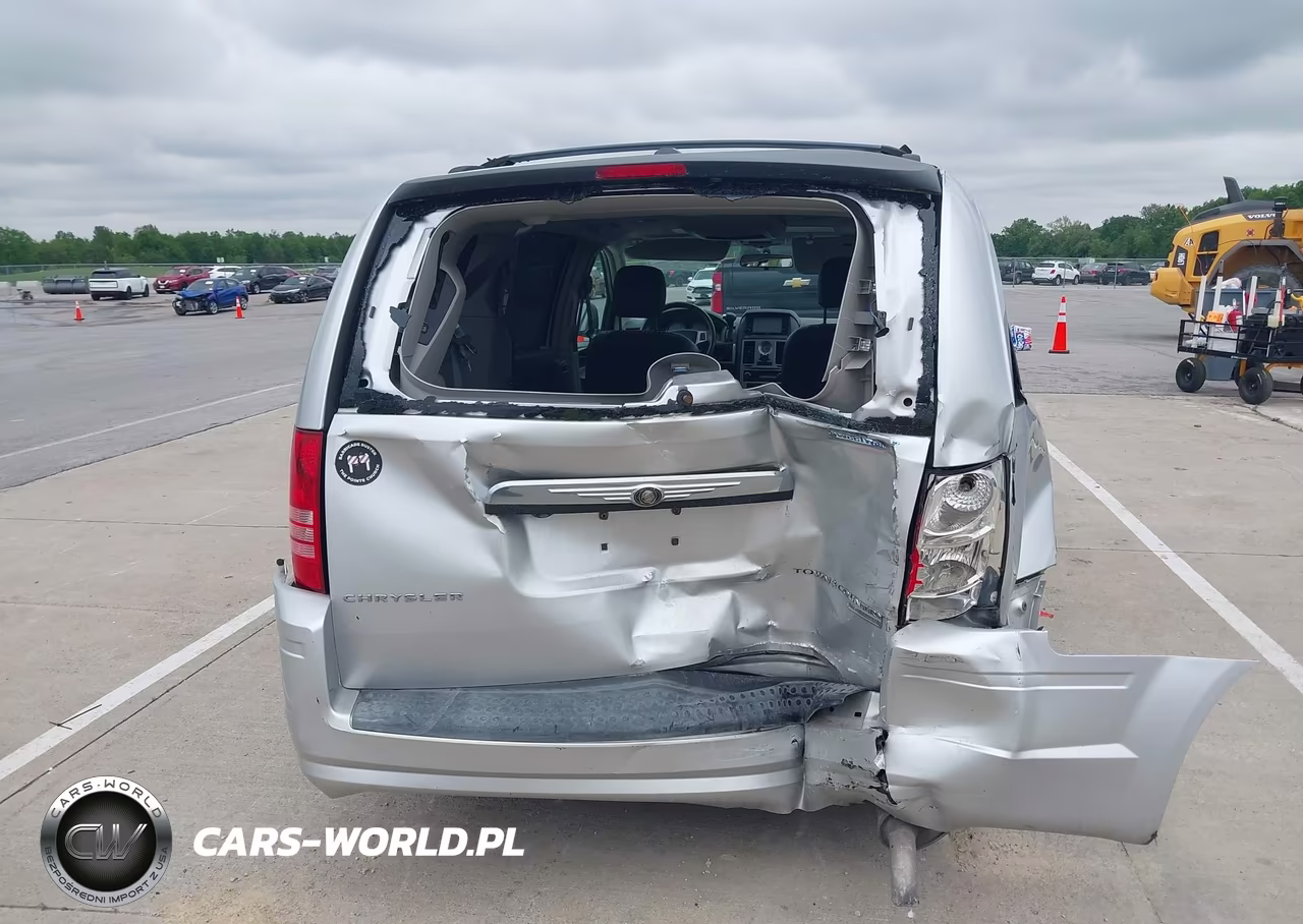 2010 Chrysler Town & Country Touring VIN:2A4RR5D1XAR128356 - 6