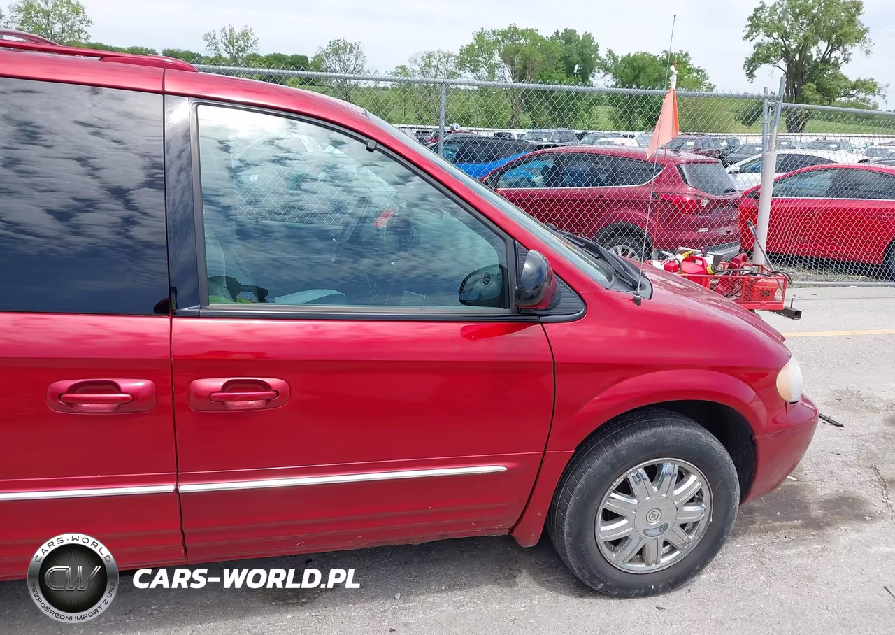 2004 Chrysler Town & Country Limited VIN:2C8GP64L14R515049 - 14