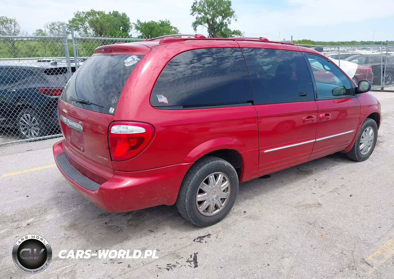 2004 Chrysler Town & Country Limited VIN:2C8GP64L14R515049 - 4