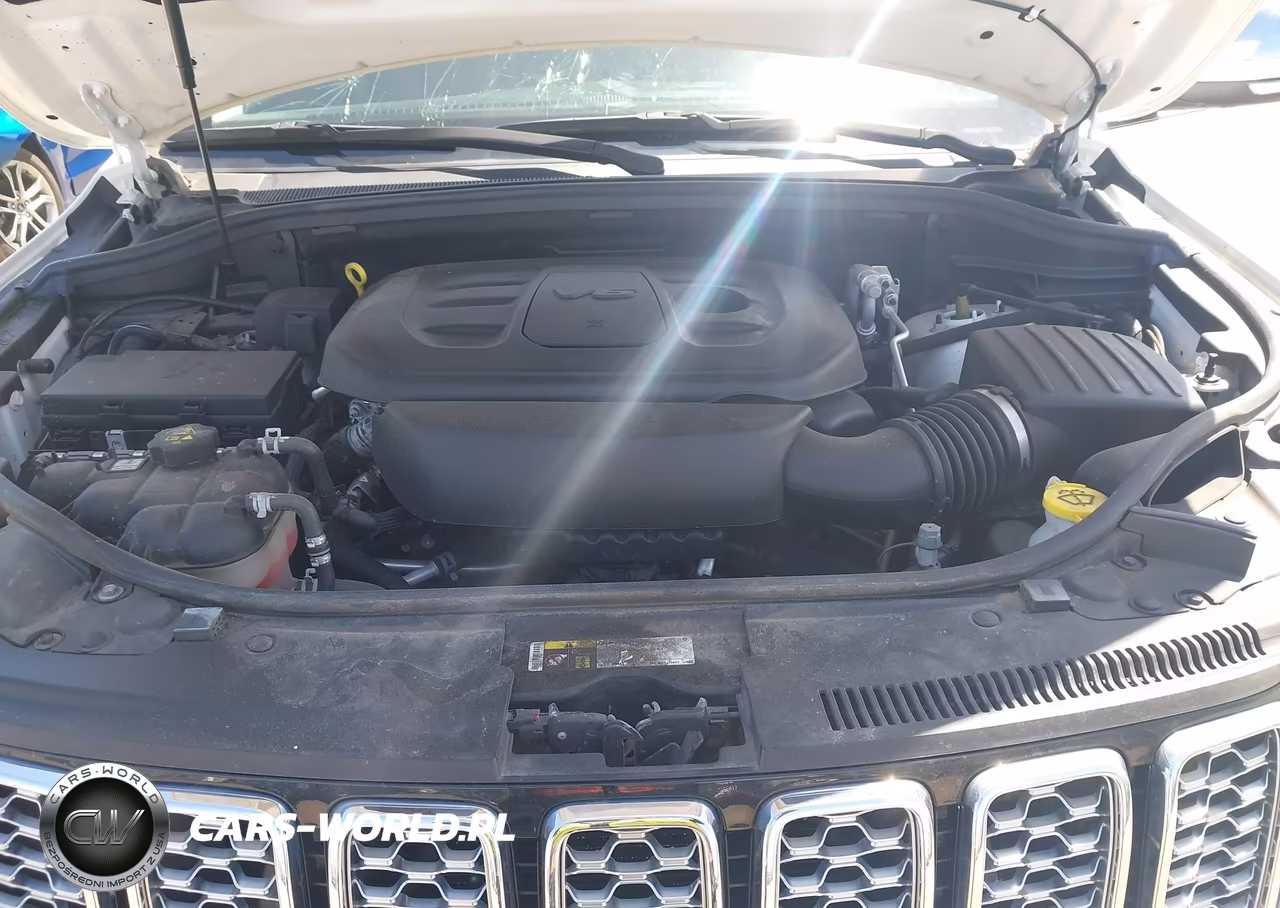 2020 Jeep Grand Cherokee Summit 4X4 VIN:1C4RJFJG4LC185174 - 10