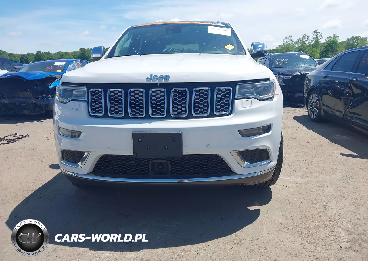 2020 Jeep Grand Cherokee Summit 4X4 VIN:1C4RJFJG4LC185174 - 12