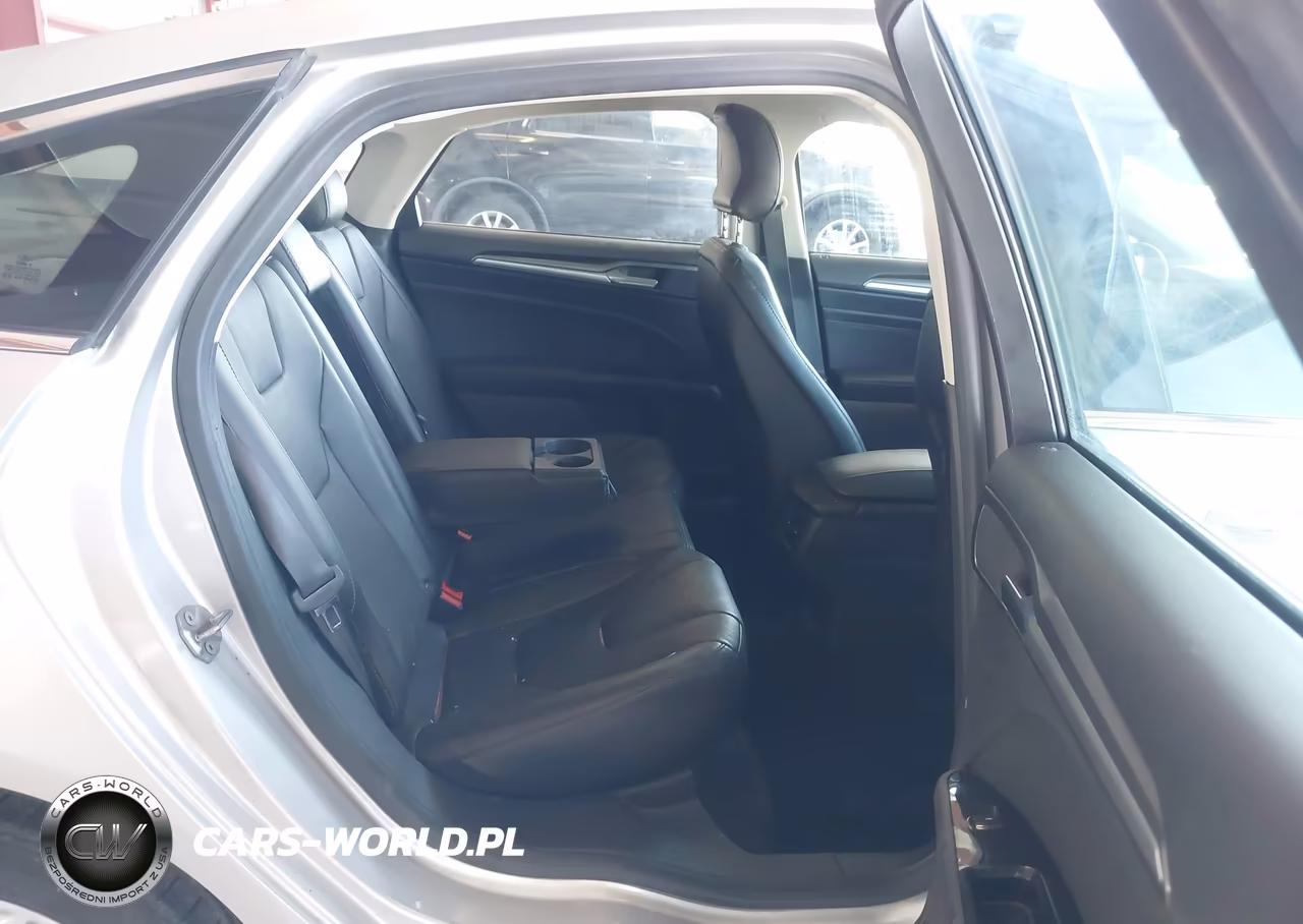 2016 Ford Fusion Energi Titanium VIN:3FA6P0SU2GR196061 - 8