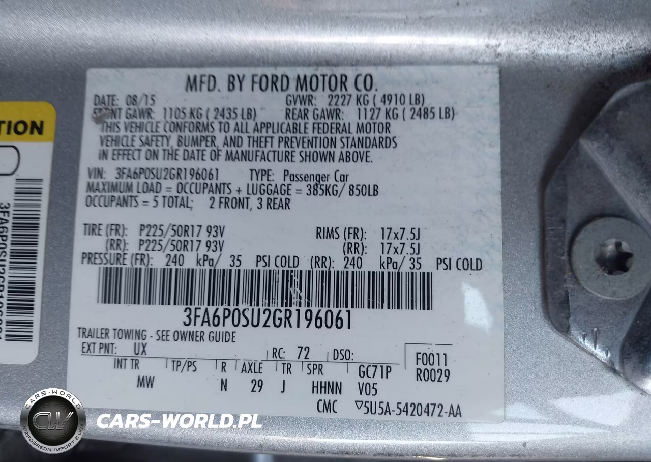 2016 Ford Fusion Energi Titanium VIN:3FA6P0SU2GR196061 - 9