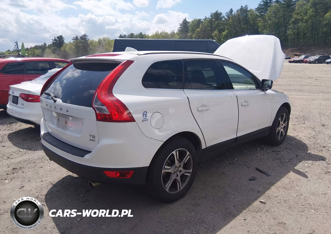 2012 Volvo Xc60 T6 Premier Plus VIN:YV4902DZ9C2266778 - 4