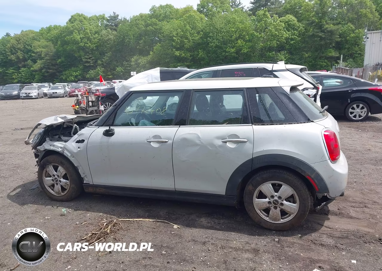 2015 Mini Hardtop Cooper VIN:WMWXS5C56FT827941 - 15