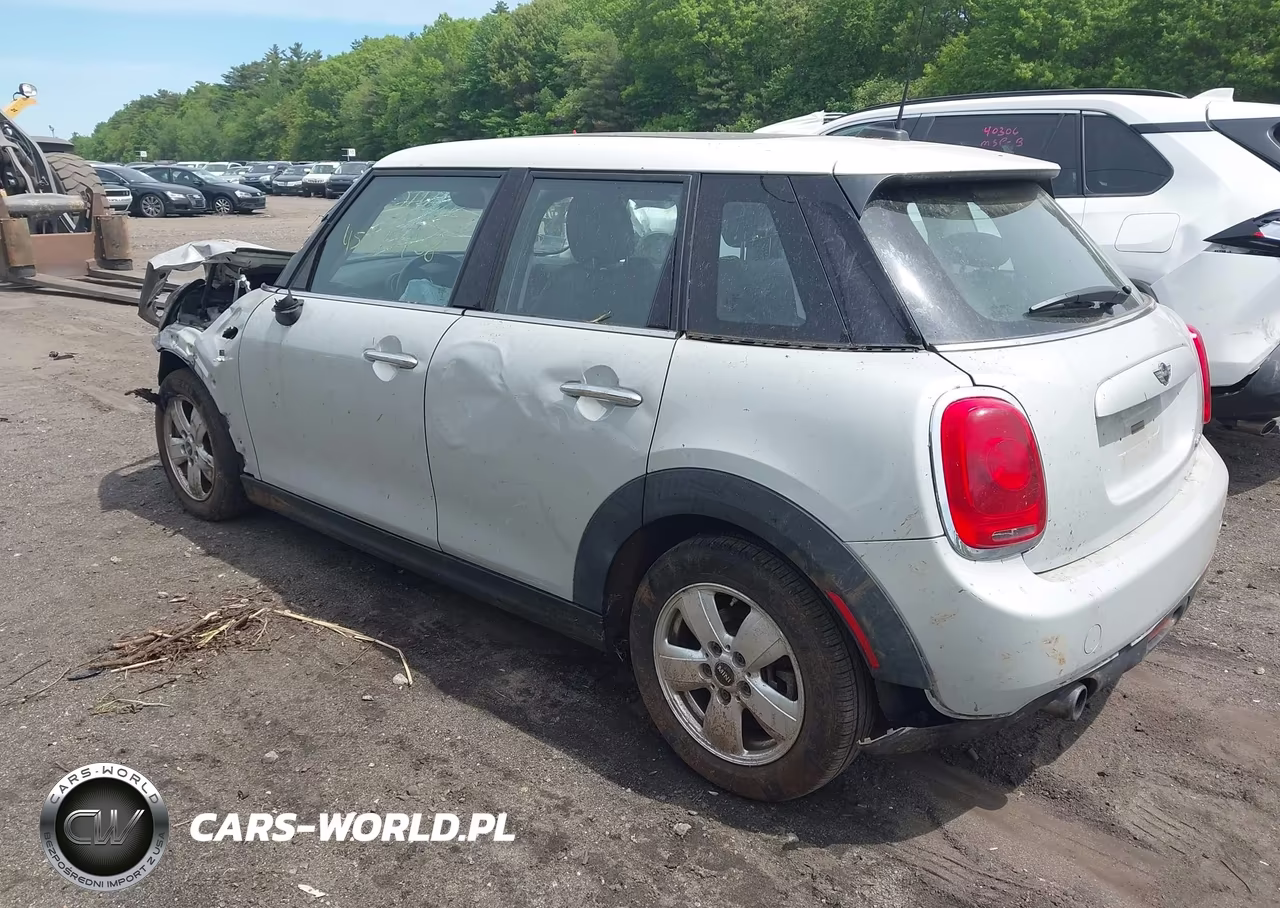 2015 Mini Hardtop Cooper VIN:WMWXS5C56FT827941 - 3