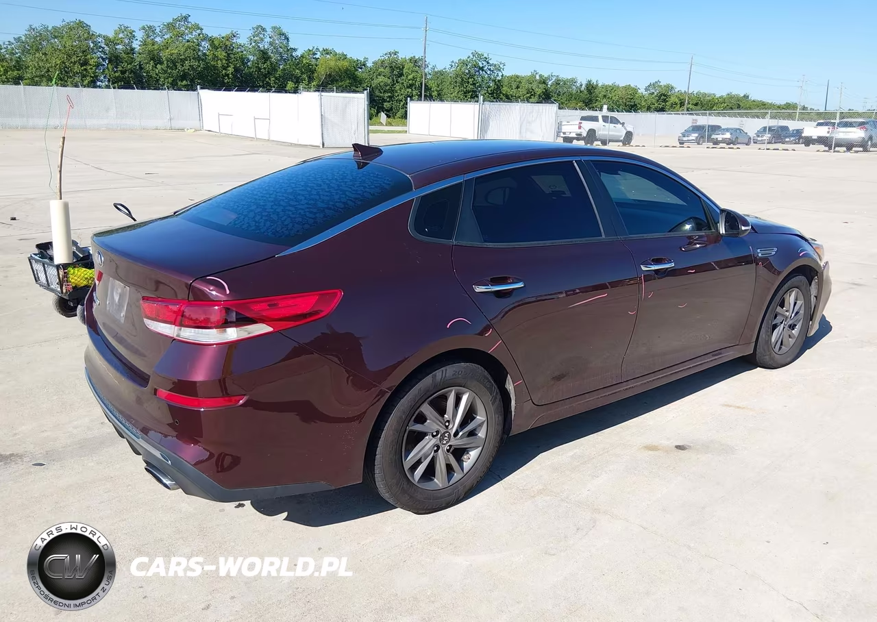2019 Kia Optima Lx VIN:5XXGT4L3XKG363720 - 4