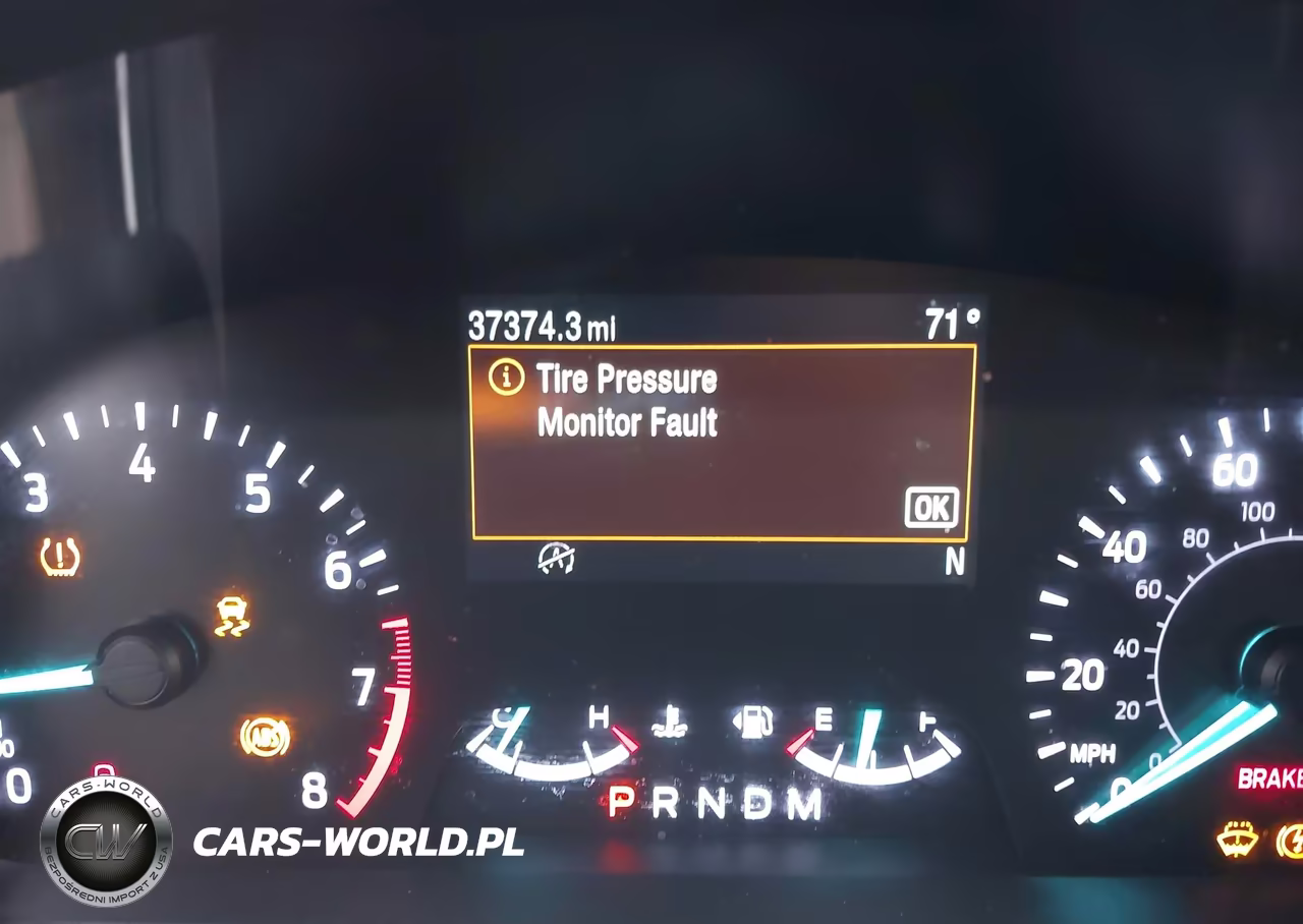 2020 Ford Explorer VIN:1FMSK7BH8LGC00713 - 15