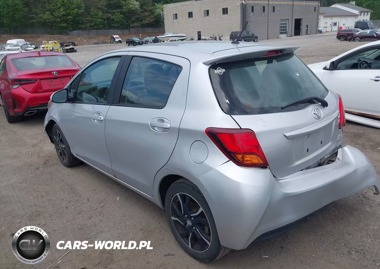 2015 Toyota Yaris Se VIN:VNKKTUD36FA022672 - 3