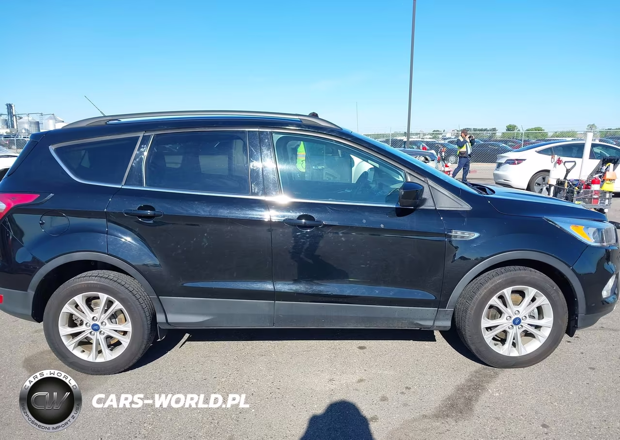 2018 Ford Escape Se VIN:1FMCU0GD9JUA18626 - 13