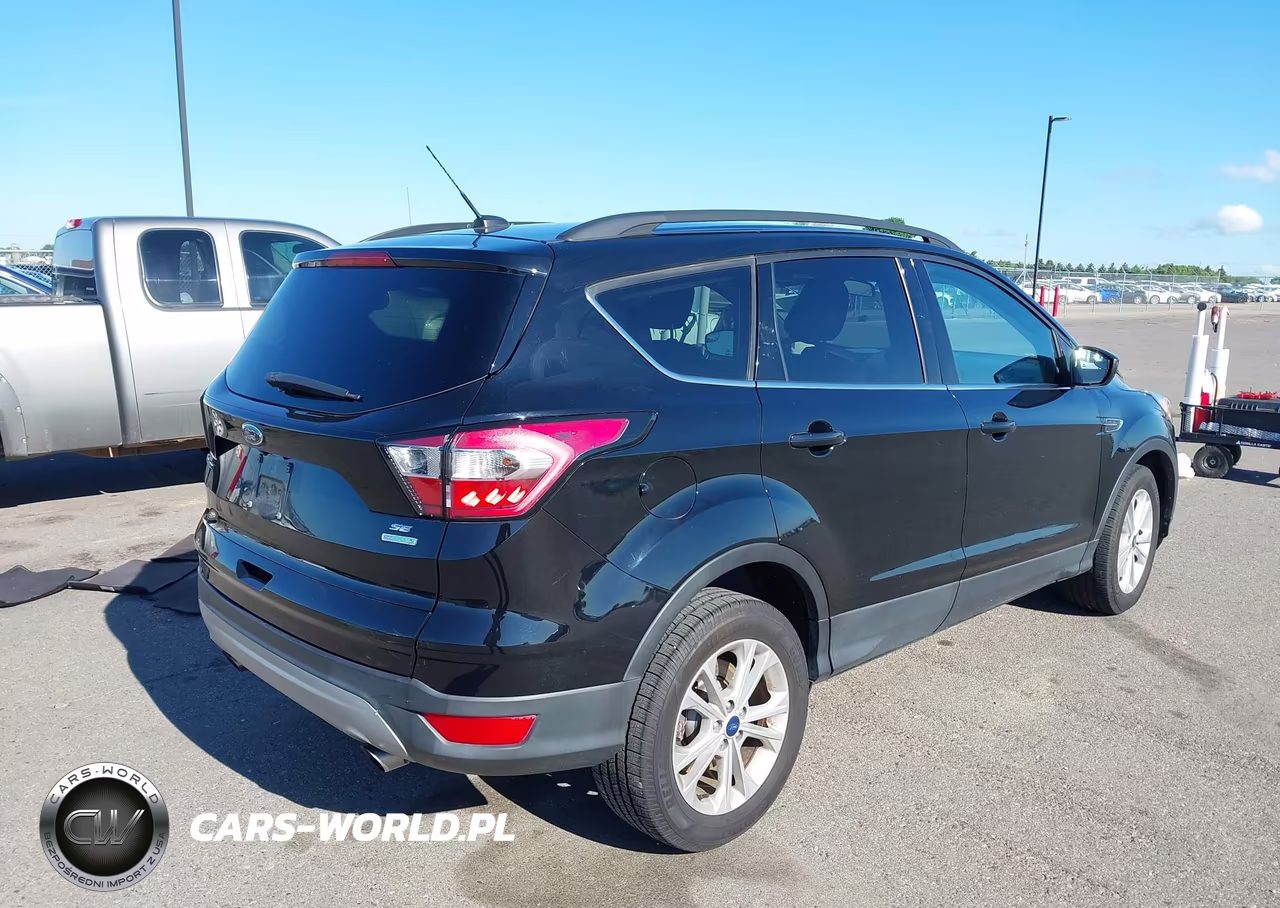 2018 Ford Escape Se VIN:1FMCU0GD9JUA18626 - 4