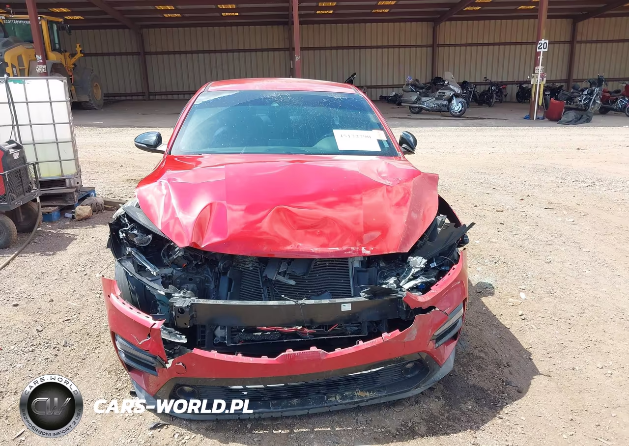 2020 Kia Forte Gt VIN:3KPF44AC1LE223139 - 13