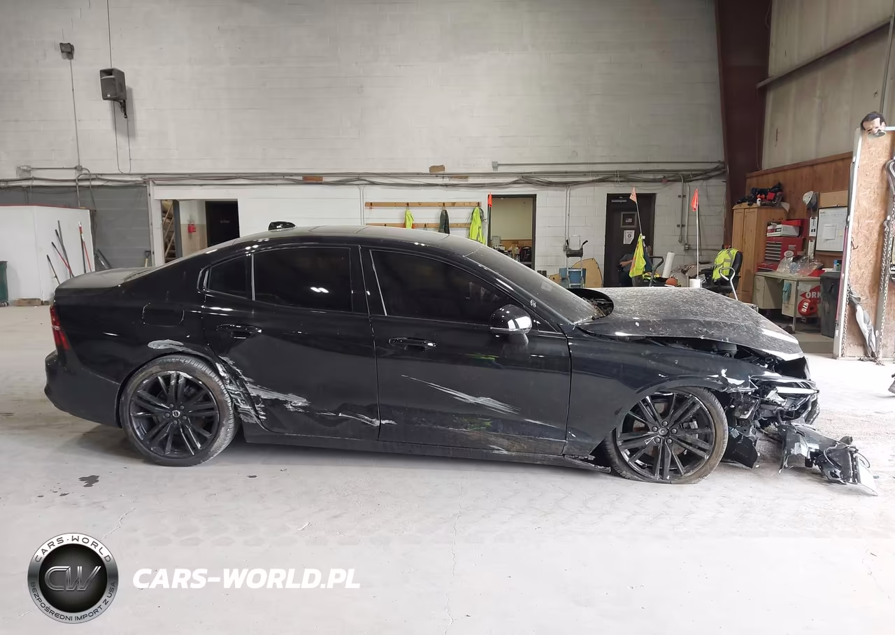 2024 Volvo S60 B5 Plus Black Edition VIN:7JRL12FH0RG294024 - 14