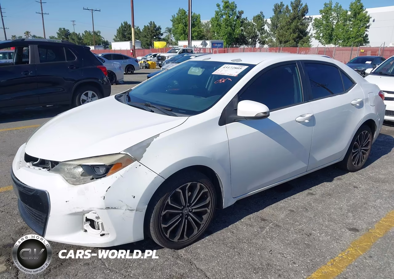 2015 Toyota Corolla S Plus VIN:5YFBURHE3FP209409 - 18