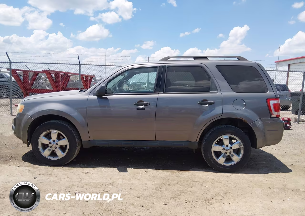 2010 Ford Escape Xlt VIN:1FMCU0D7XAKD32666 - 14