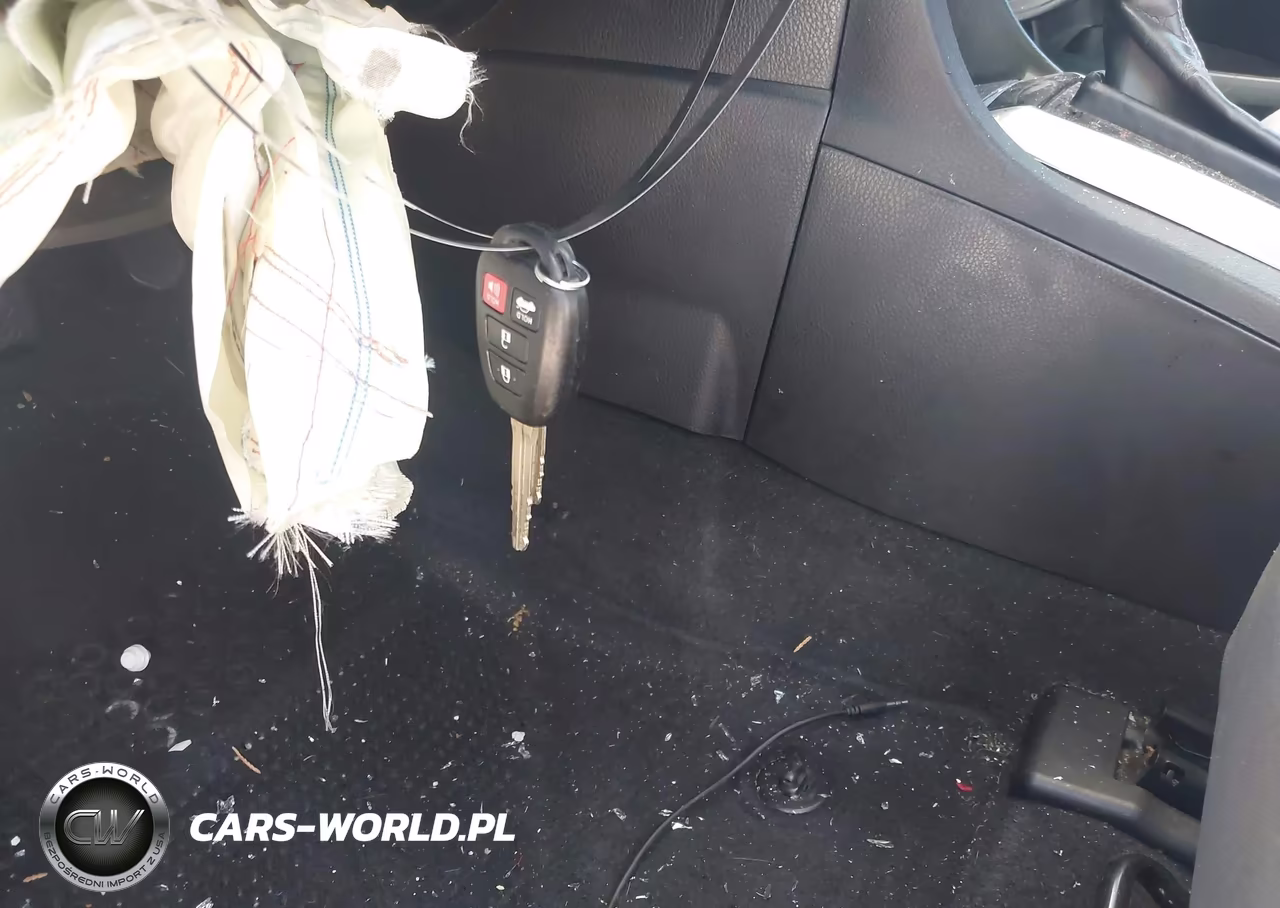 2019 Toyota Corolla Le VIN:2T1BURHE5KC165956 - 11