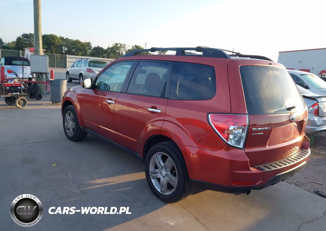 2010 Subaru Forester 2.5X Premium VIN:JF2SH6CC5AH799935 - 3