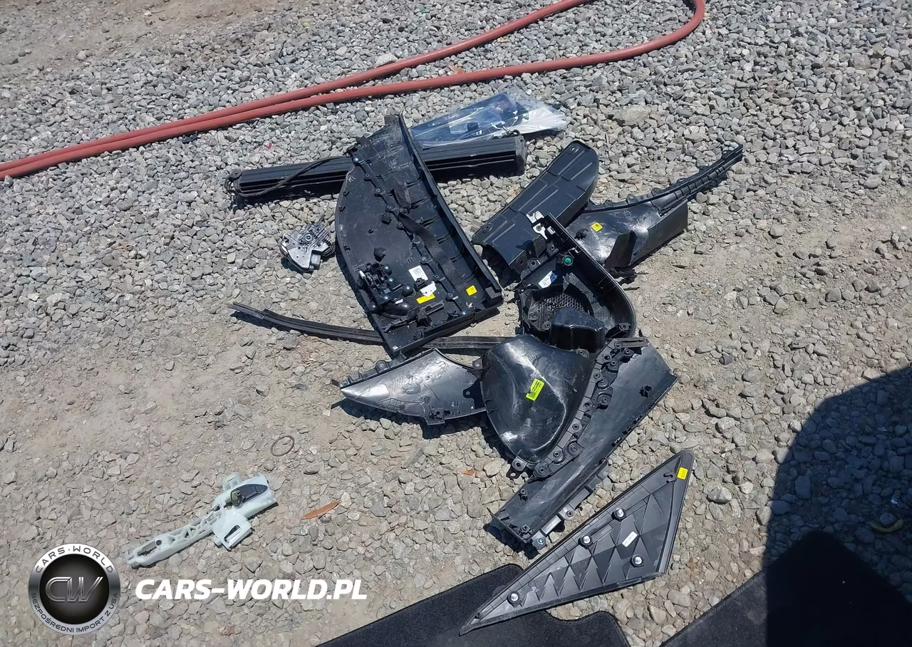 2026 Hyundai Elantra Sel Sport VIN:KMHLM4DG1TU188973 - 12