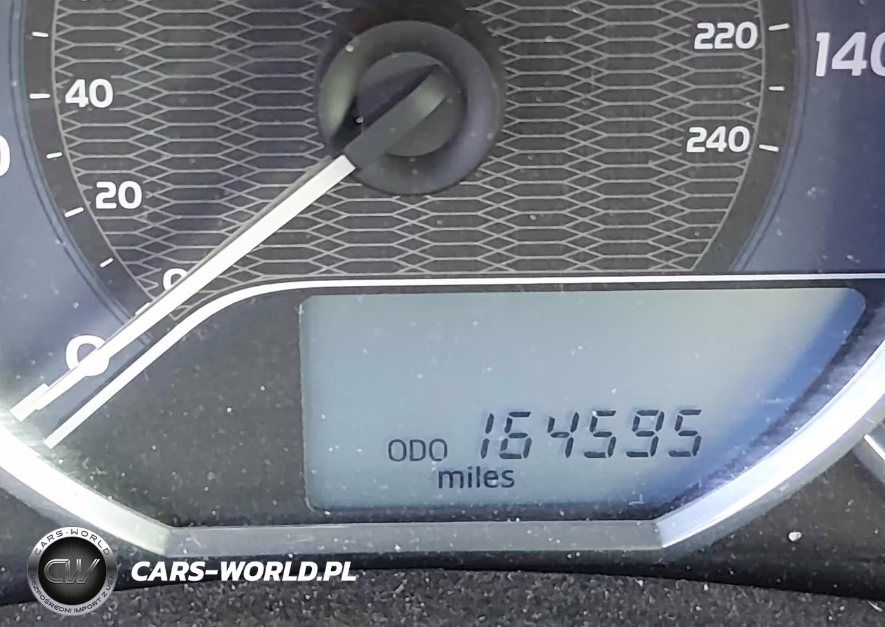2015 Toyota Corolla Le VIN:5YFBURHE8FP336687 - 15