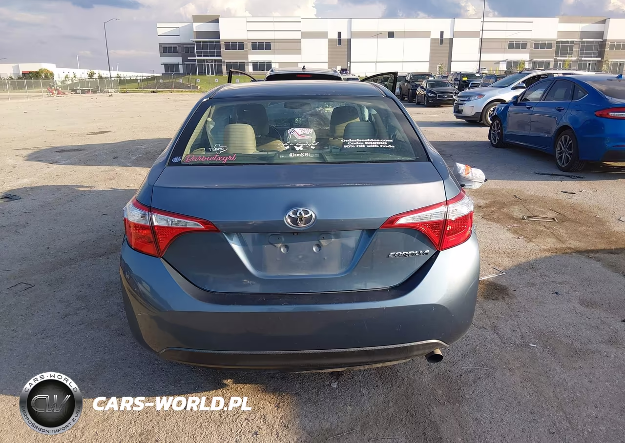 2015 Toyota Corolla Le VIN:5YFBURHE8FP336687 - 16