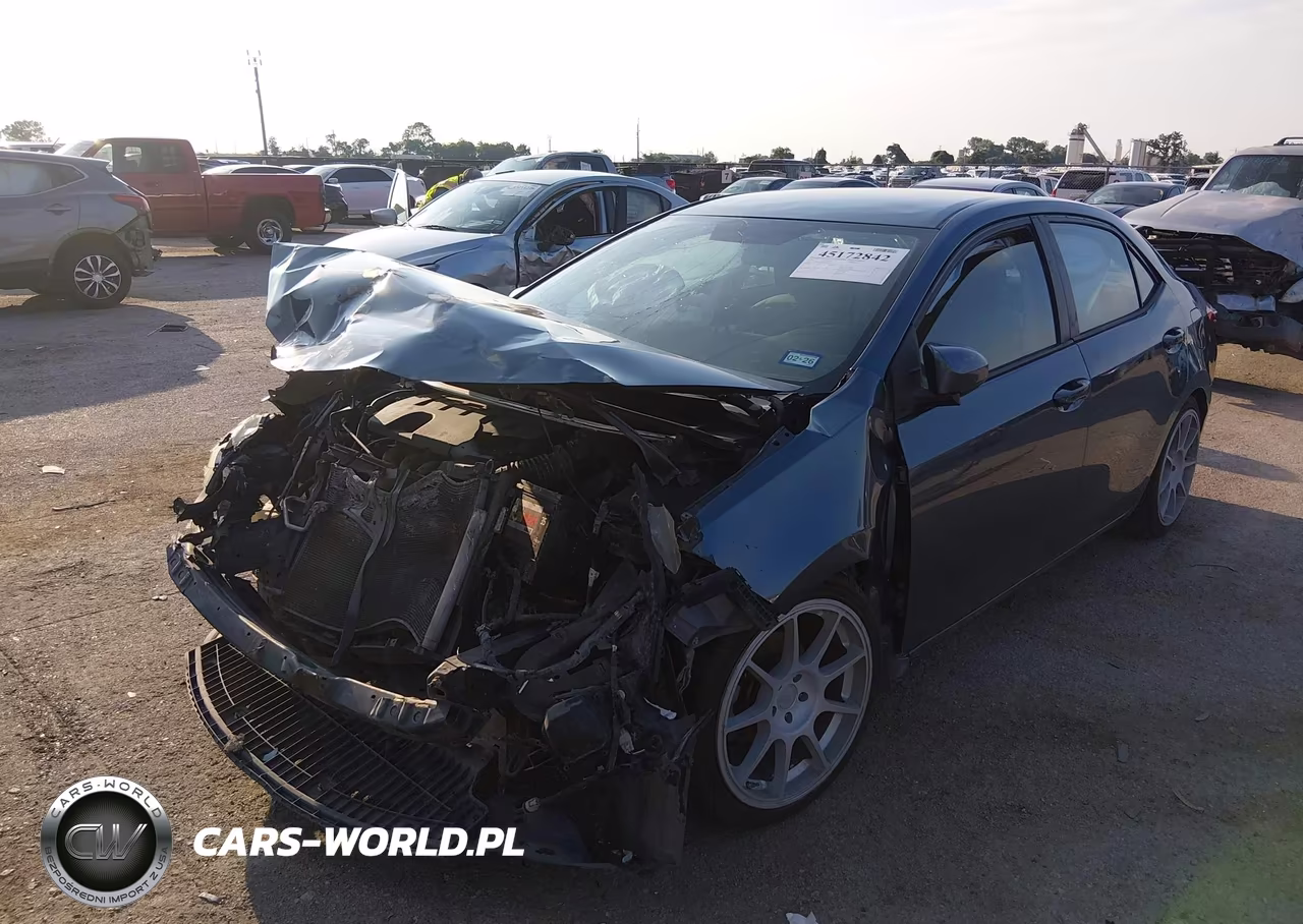 2015 Toyota Corolla Le VIN:5YFBURHE8FP336687 - 2