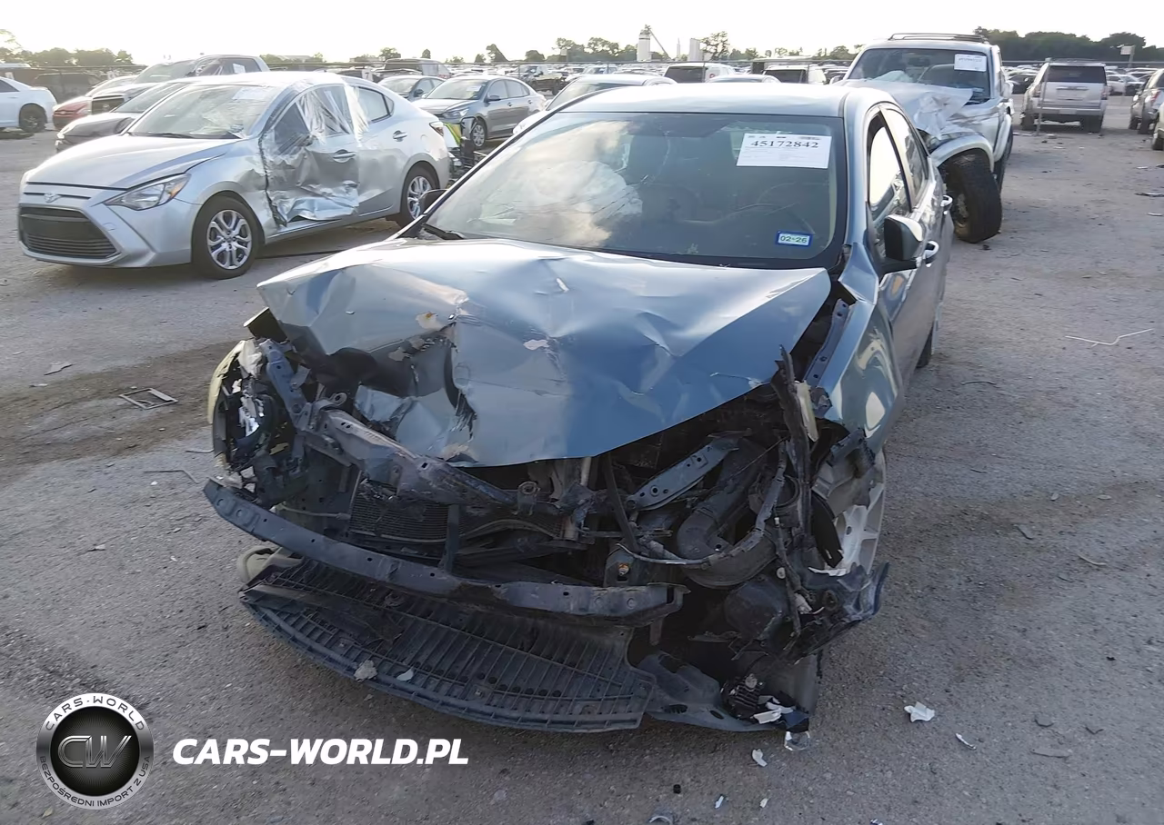 2015 Toyota Corolla Le VIN:5YFBURHE8FP336687 - 6