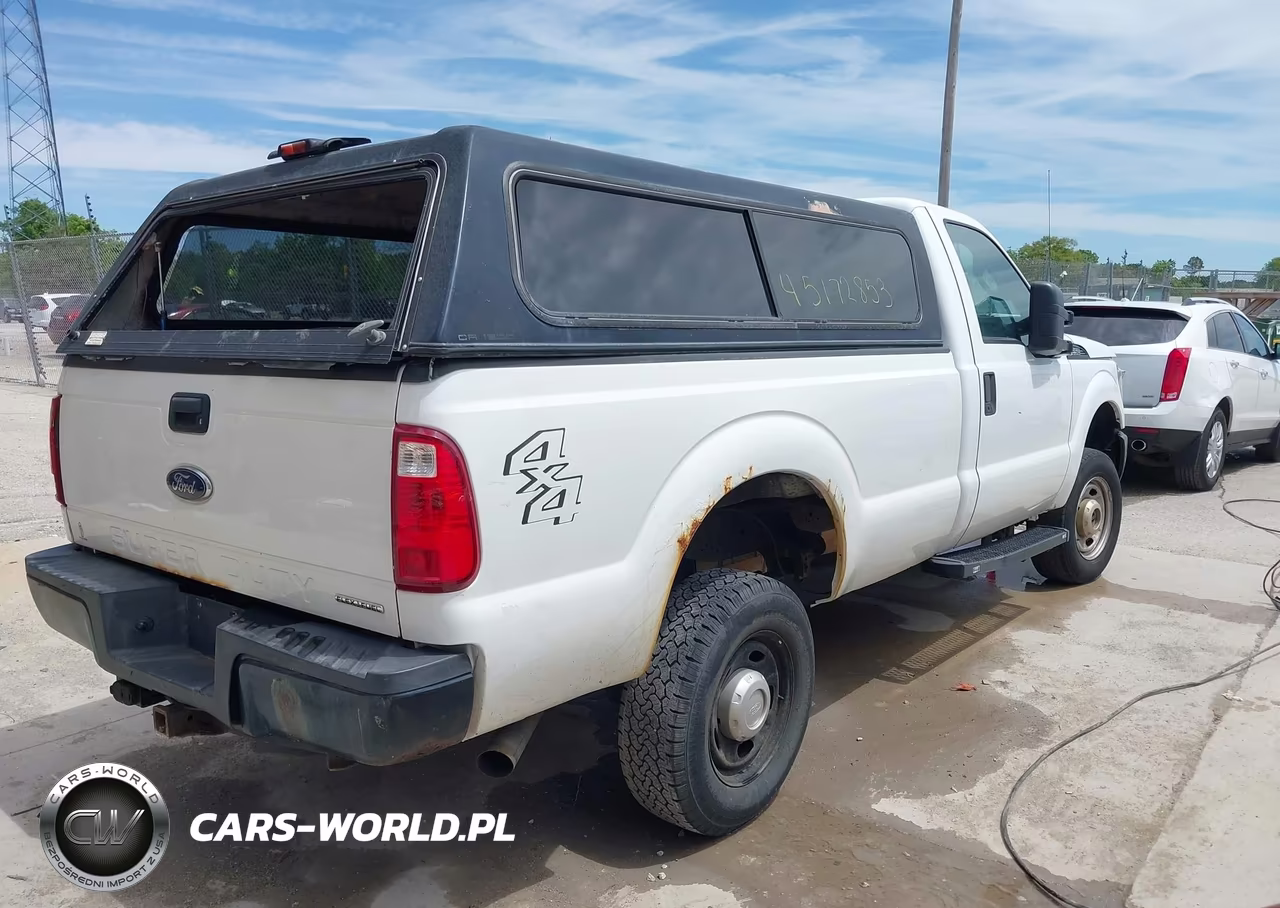2016 Ford F-250 Xl VIN:1FTBF2B63GEA01502 - 4