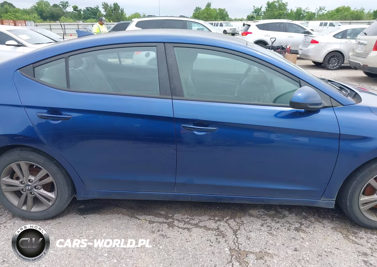 2018 Hyundai Elantra Sel VIN:5NPD84LF7JH290453 - 13