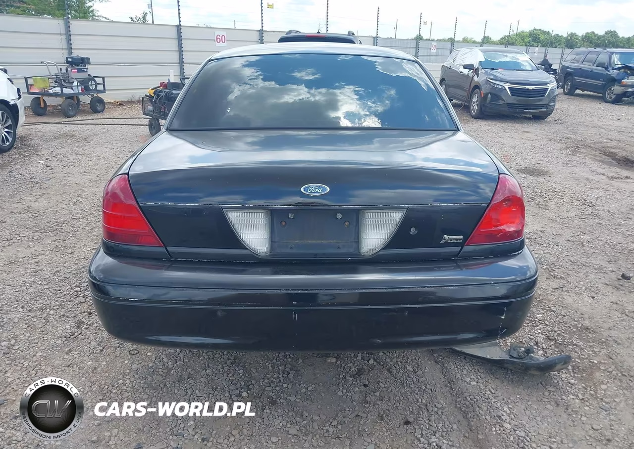 2009 Ford Crown Victoria VIN:2FAHP71V09X124825 - 16