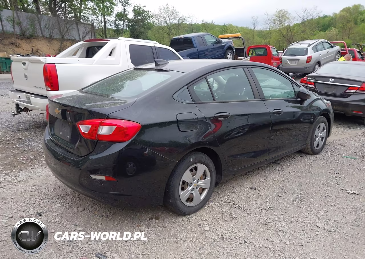 2016 Chevrolet Cruze Ls Auto VIN:1G1BC5SM6G7251225 - 4