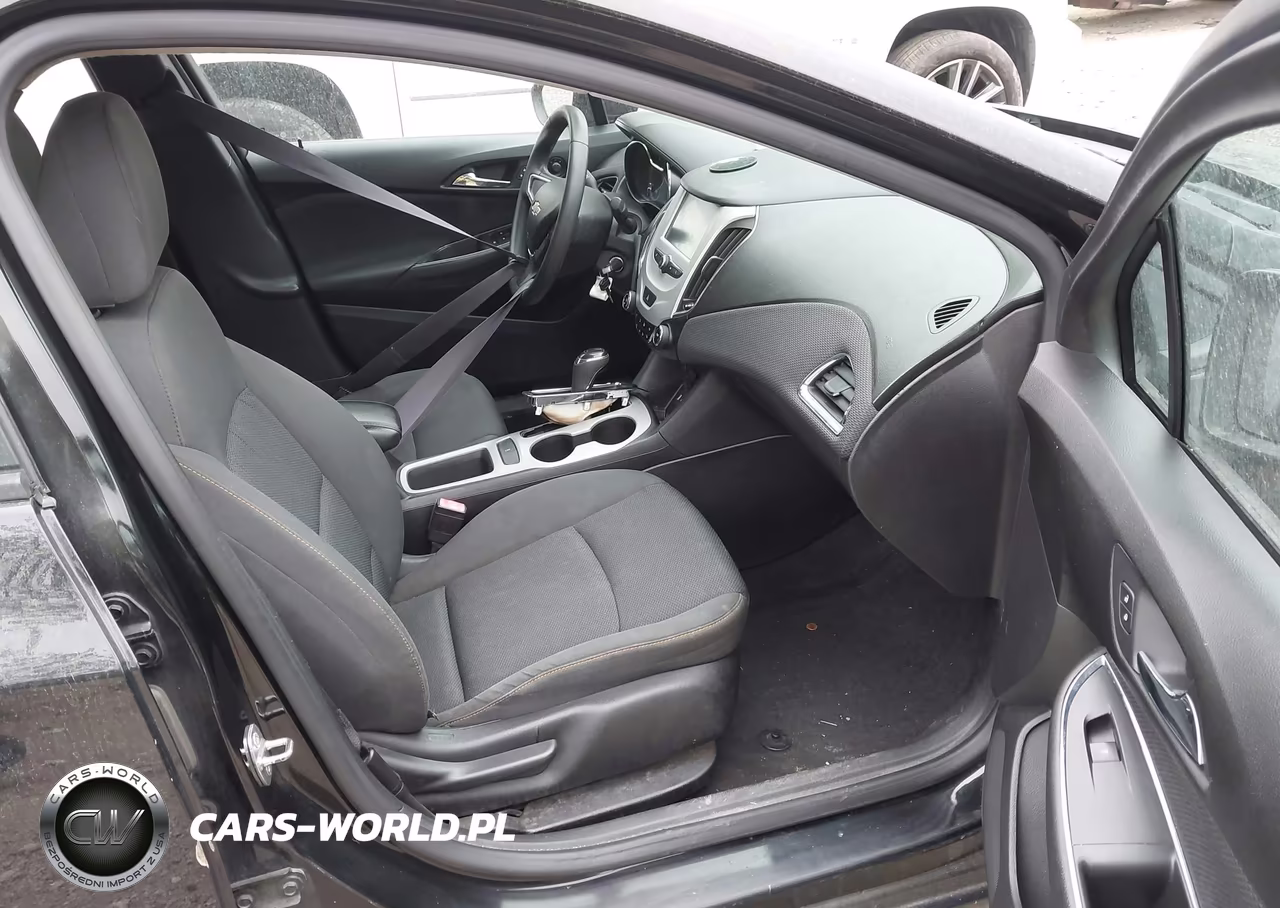 2016 Chevrolet Cruze Ls Auto VIN:1G1BC5SM6G7251225 - 5
