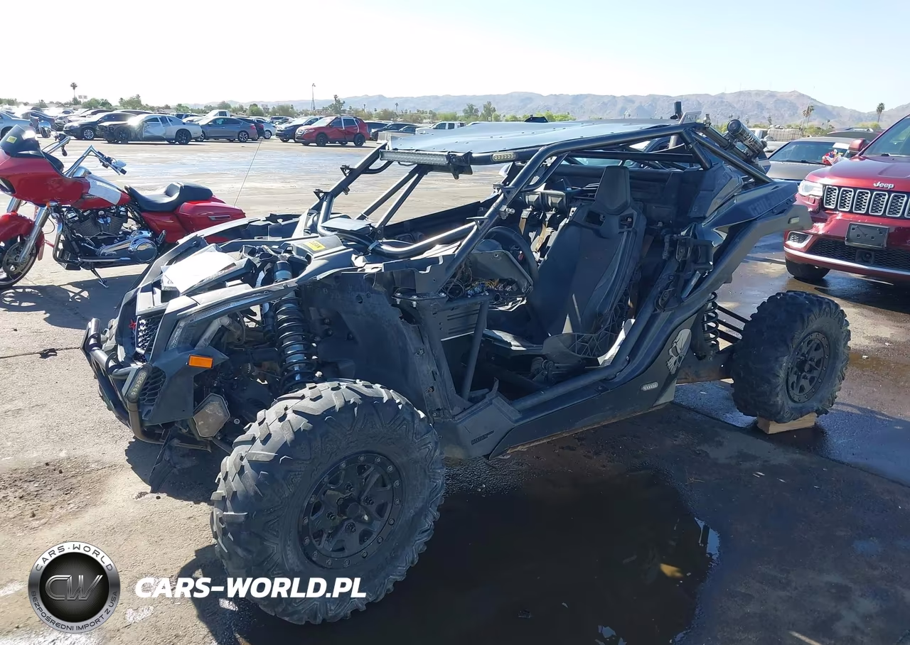 2018 Can-Am Maverick X3 X Rs Turbo R VIN:3JBVXAW22JK000109 - 2