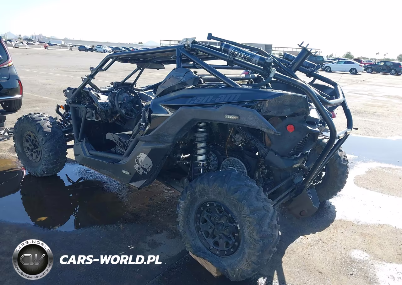 2018 Can-Am Maverick X3 X Rs Turbo R VIN:3JBVXAW22JK000109 - 3