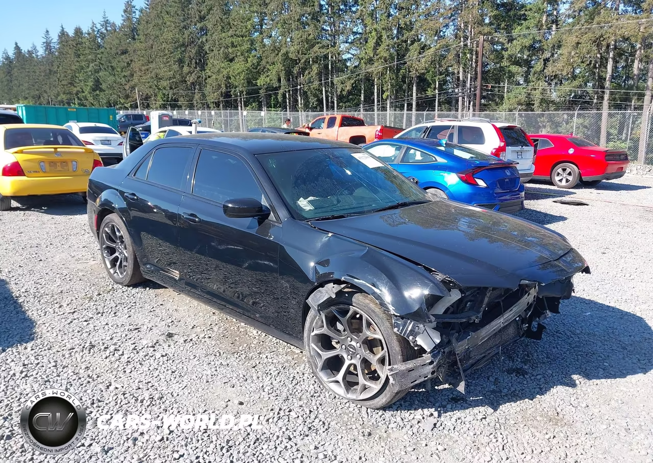 2016 Chrysler 300 S – zdjęcie 1 z 19